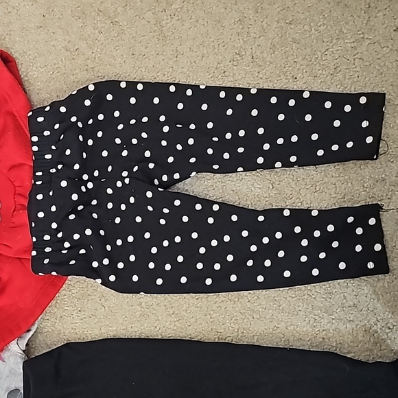 2 sets of 2  Disney Junior Minnie hooded sweatshirt and matching pants both 24m - Picture 4 of 9